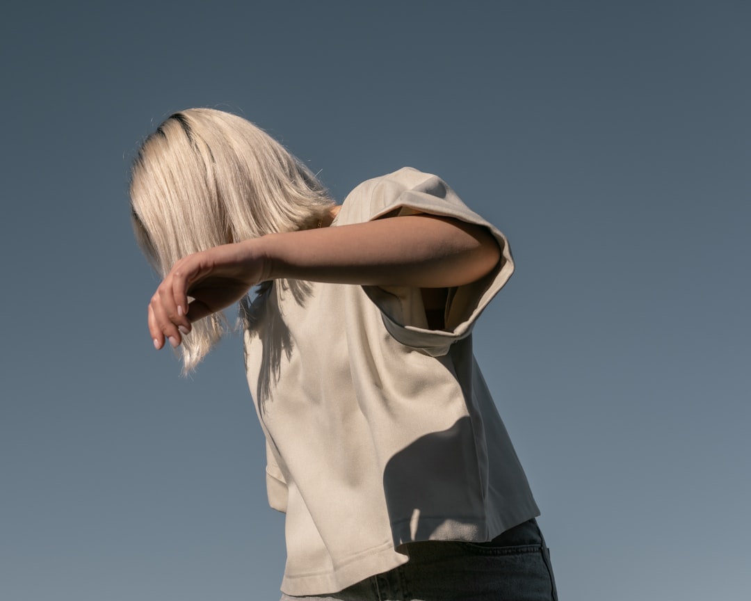 Secretele fotografiei de modă: Comunicarea cu modelul și alegerea locației
